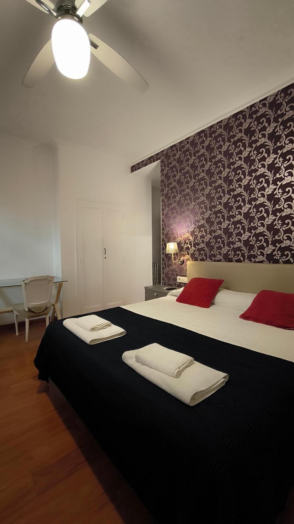 7 Moons B&B Βαλένθια Εξωτερικό φωτογραφία