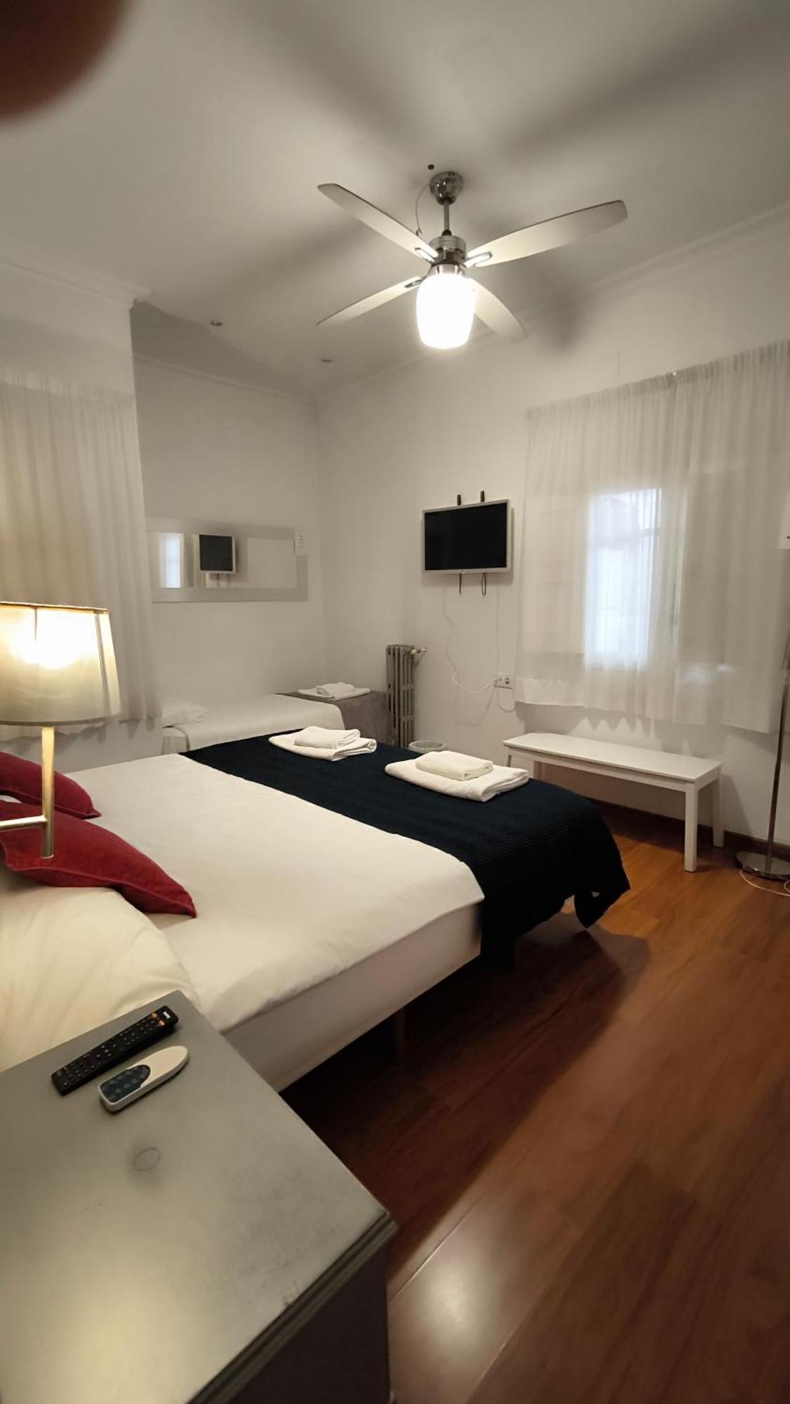 7 Moons B&B Βαλένθια Εξωτερικό φωτογραφία