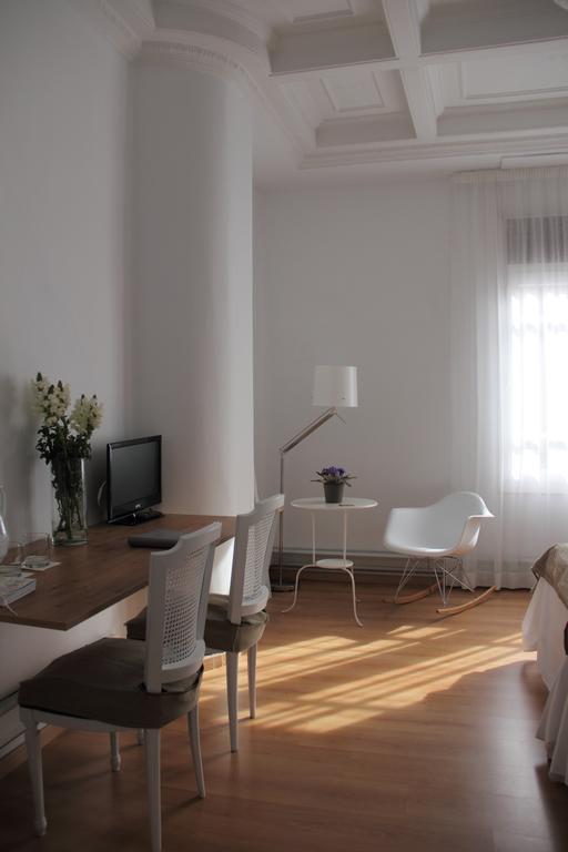 7 Moons B&B Βαλένθια Δωμάτιο φωτογραφία